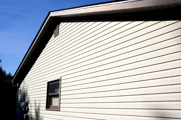 Cost of Dutch Lap Siding Installation in Yakima