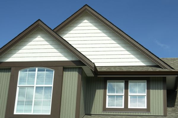 Cost of Vertical Vinyl Siding Repair in Yakima